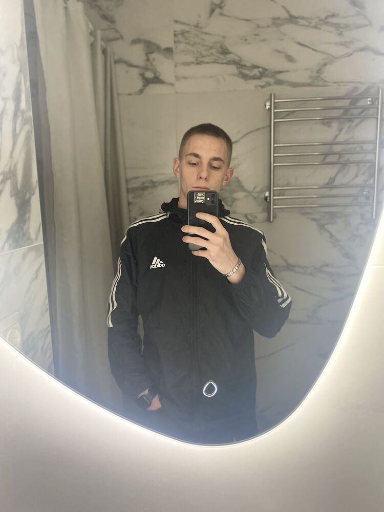  40023774  , 22 ,    