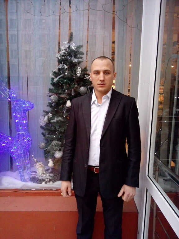  11845974  Rinat, 41 ,    