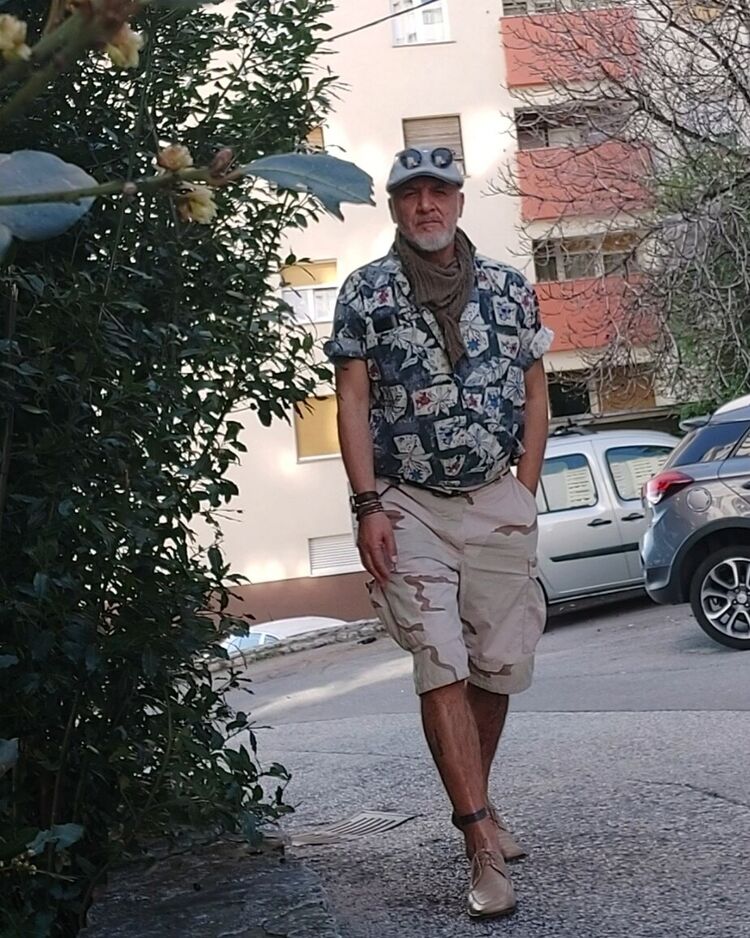  ,   , 52 ,   ,   