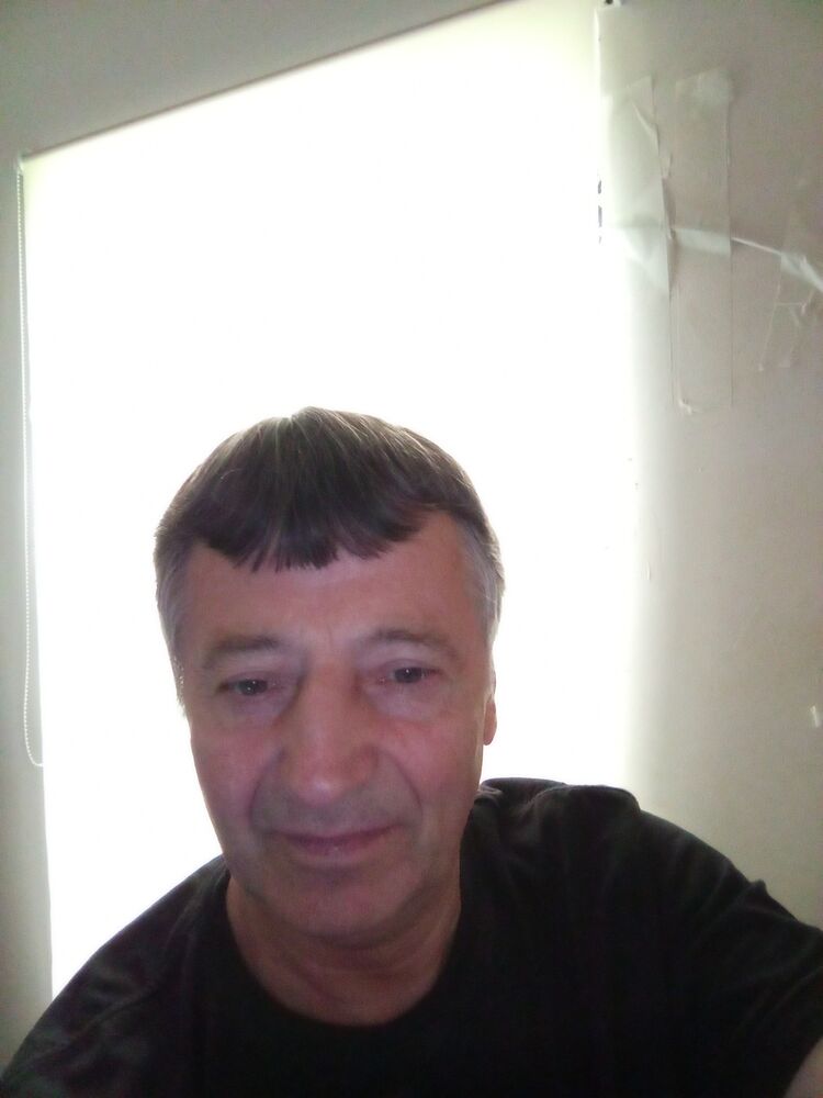  35543974  , 52 ,    