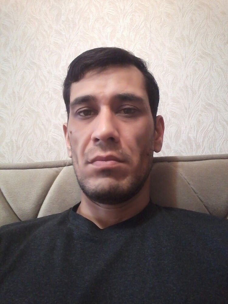  18825664  Alidjon, 41 ,    