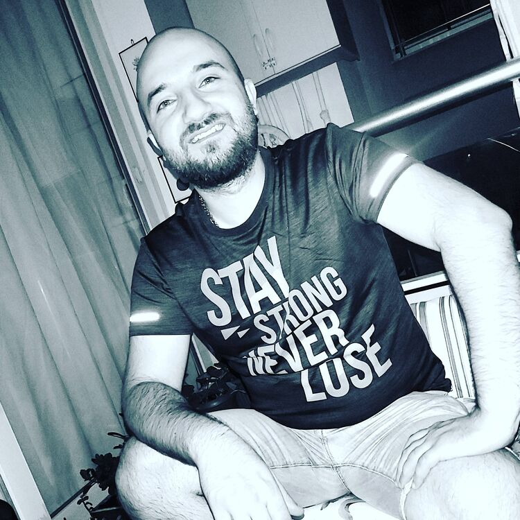  24147624  , 33 ,    