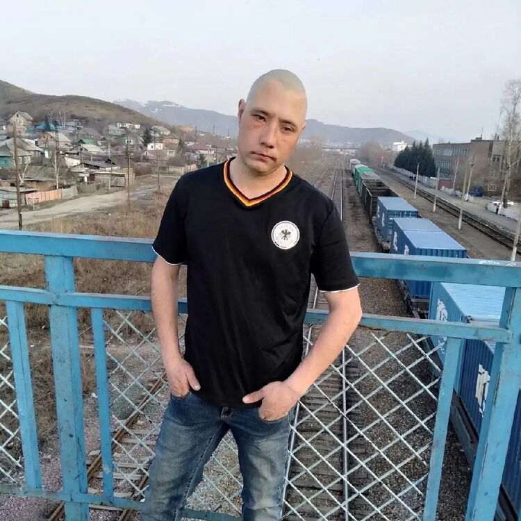  35740264  , 22 ,    