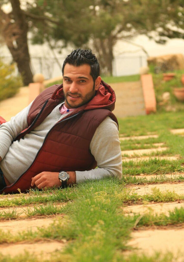  41714844  Ali, 35 ,    Beirut