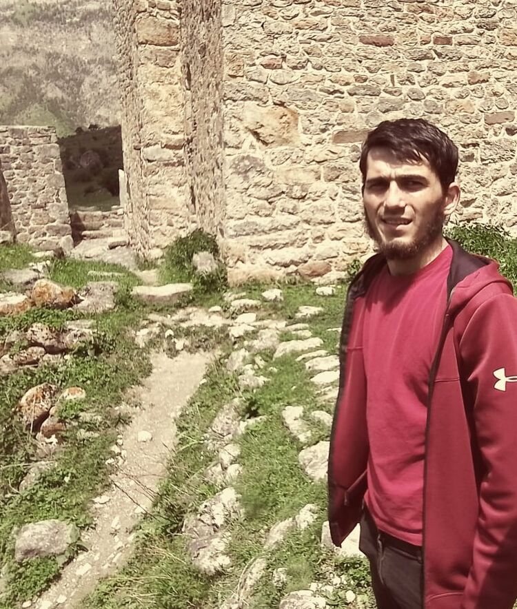  36537464  Aaa, 25 ,    