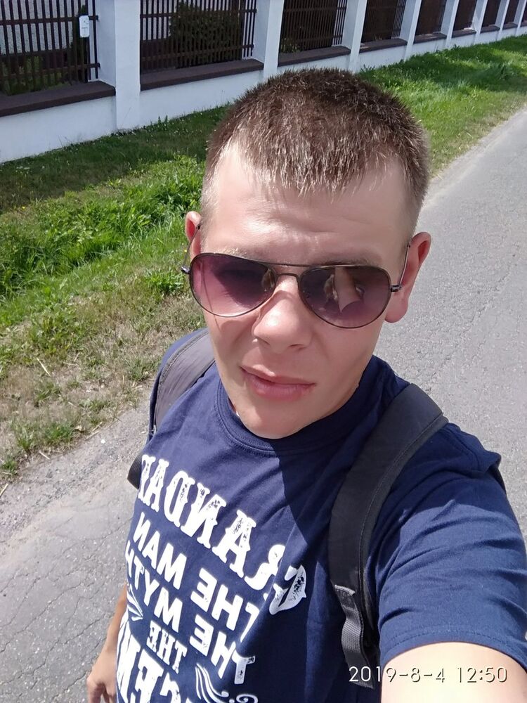  16983994  Igor, 29 ,    