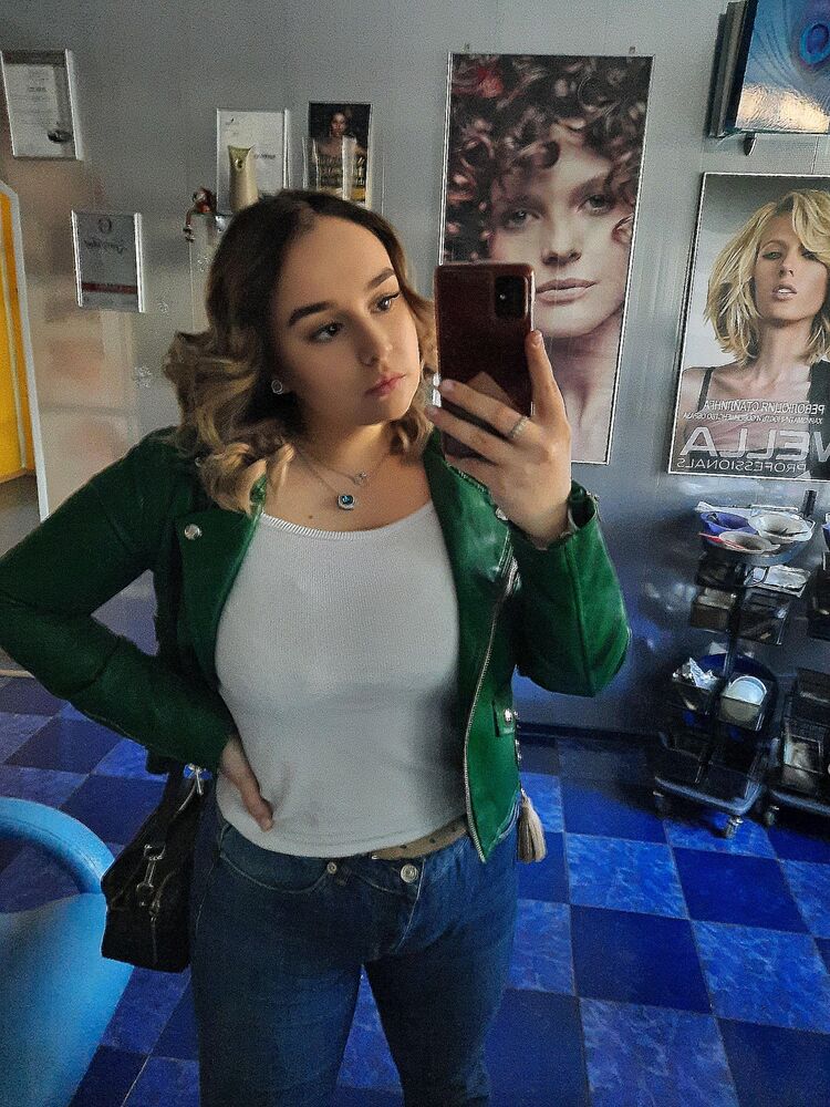  27455674  Malena, 23 ,    Alanya