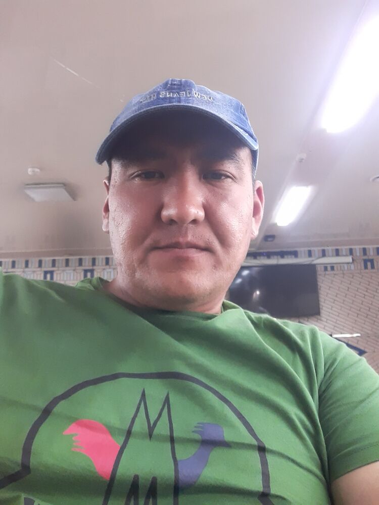  28874264  Hayrulla, 43 ,    
