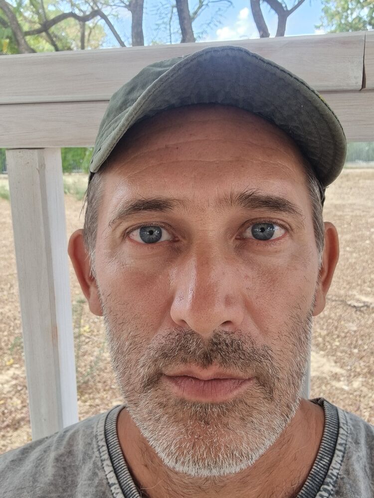  Hadera,   , 51 ,   c 
