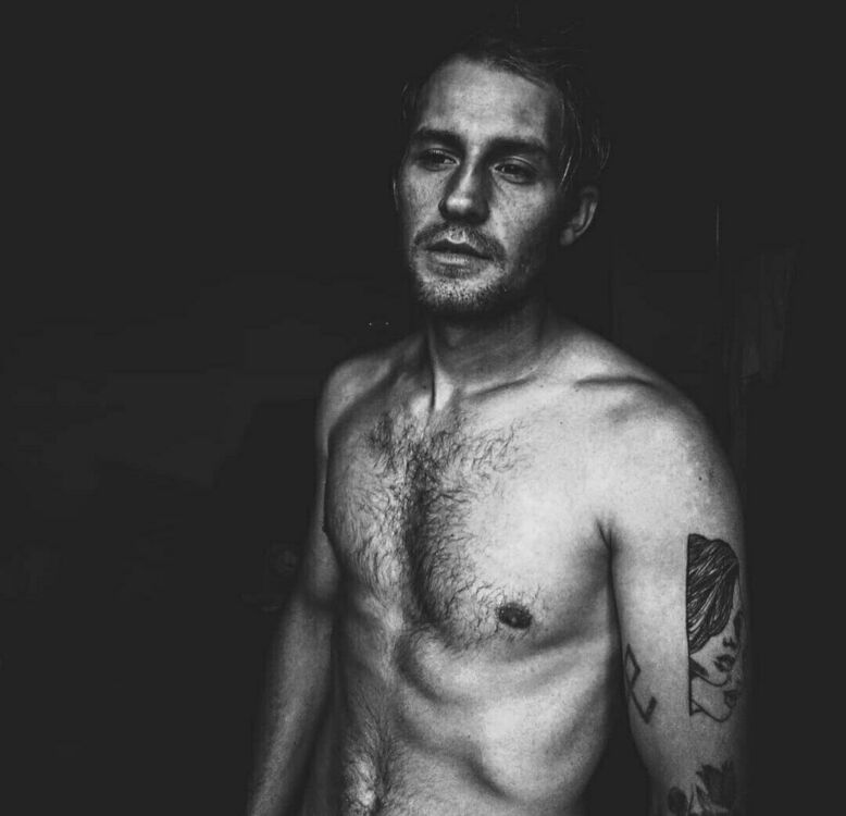 ���� 22998354 ������� Molodoy, 31 ���, ���� ���������� � ����������