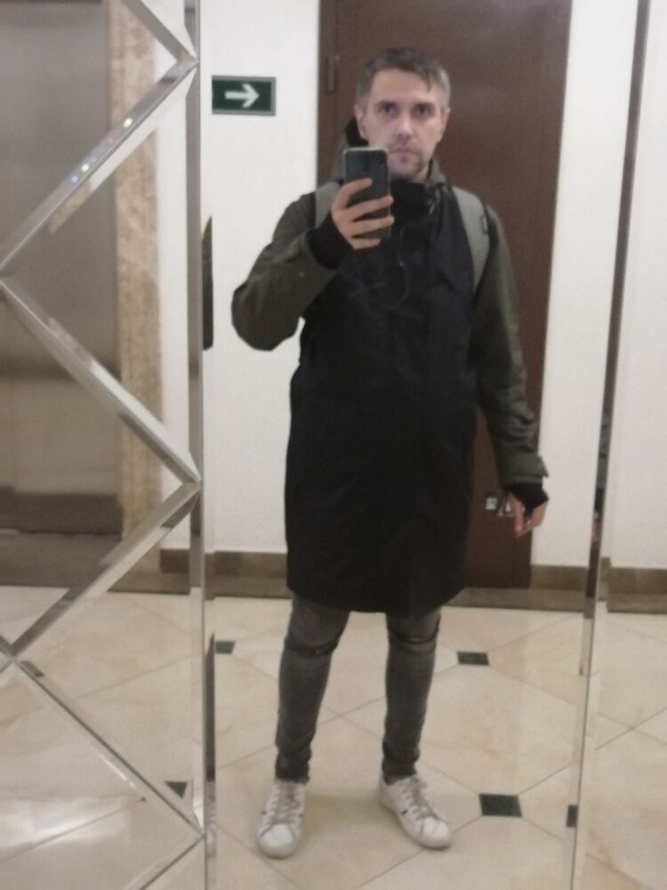  ,   Pavel, 42 ,   ,   , c 