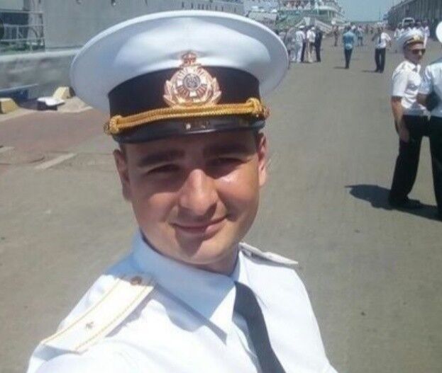  16039424  Maksim, 26 ,    