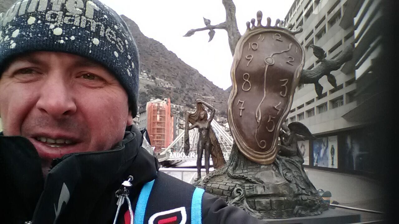  ,   Mihail, 45 ,   ,   