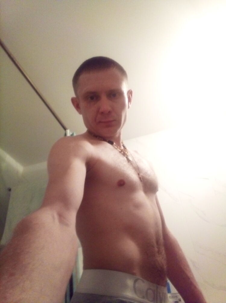   ,   White Tiger, 32 ,   