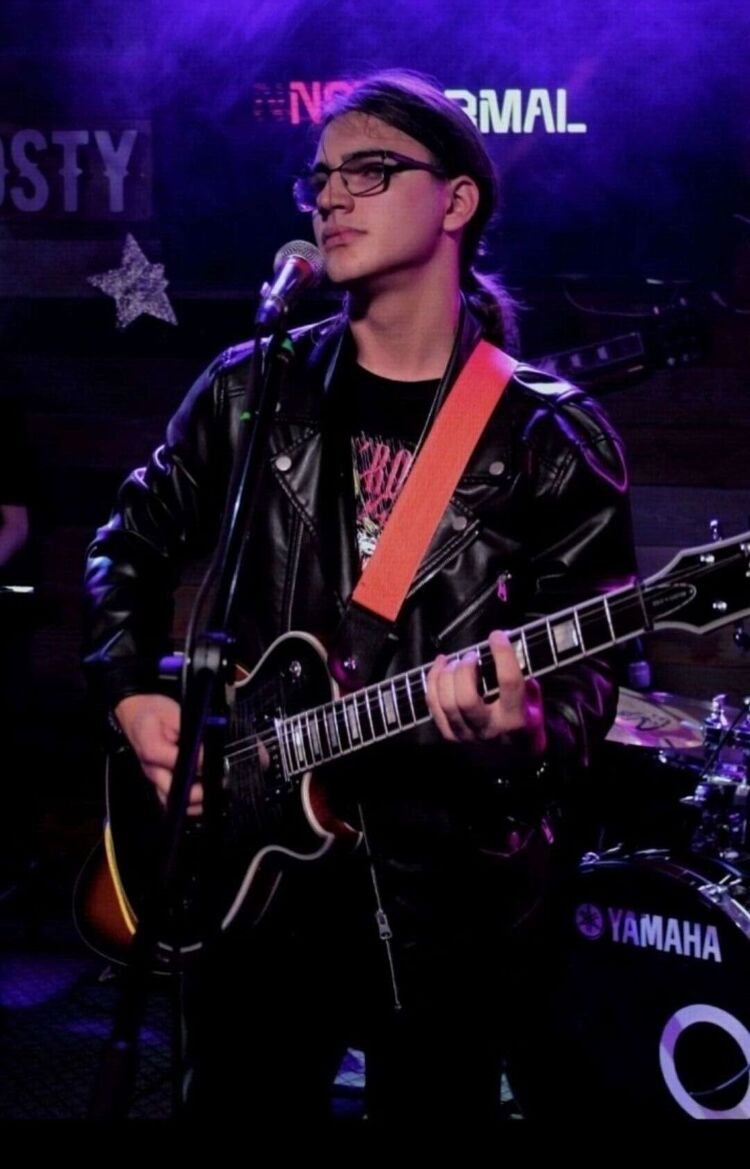  ,   , 19 ,     , c 
