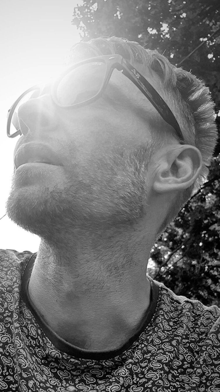  -,   Ivan, 40 ,   ,   , c 