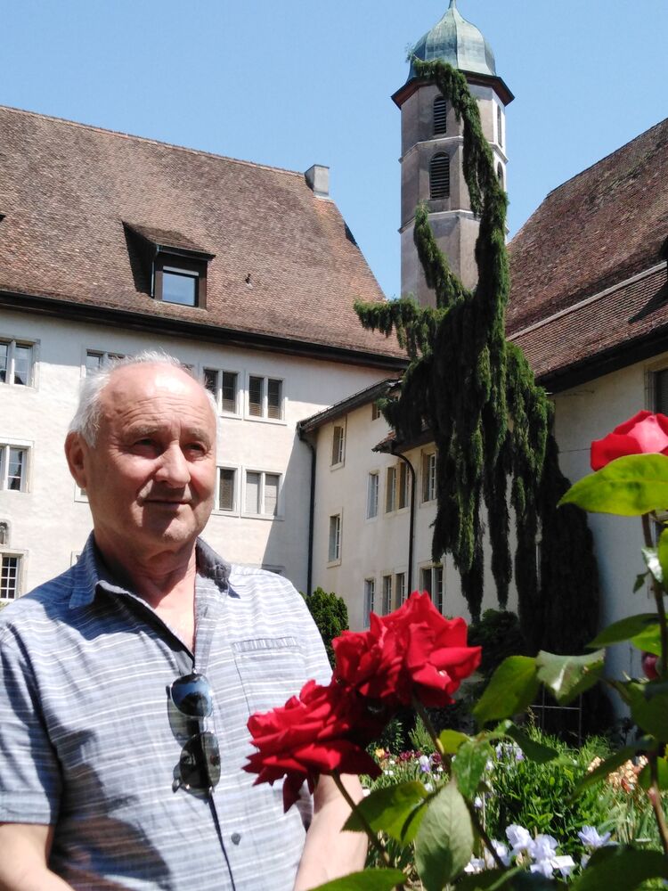  35066684  Nikolja, 72 ,    