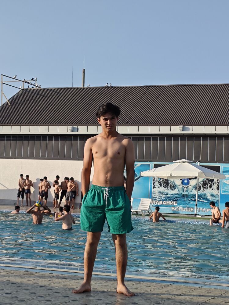  54039874  SUHROB, 19 ,    