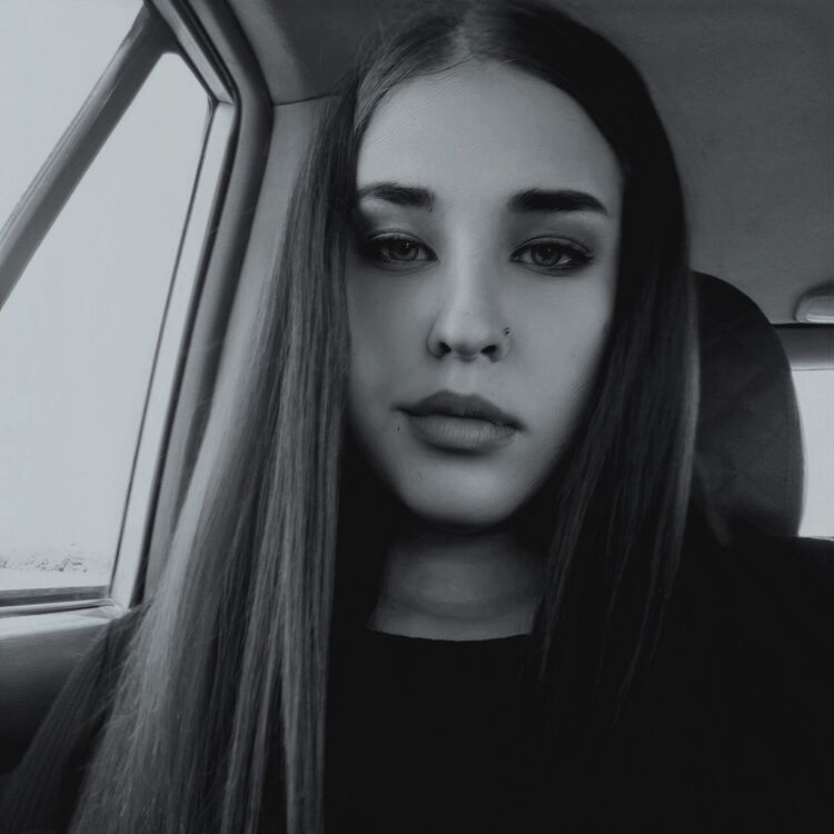  ,   Marina, 21 ,   ,   , c 