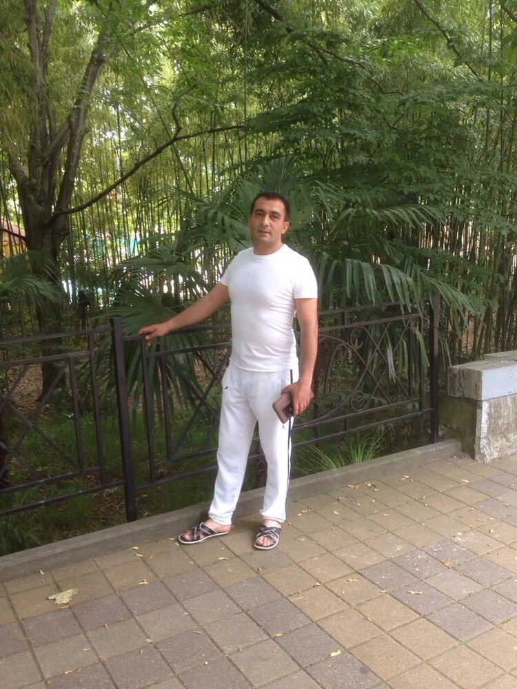  6220504  Robert, 40 ,    
