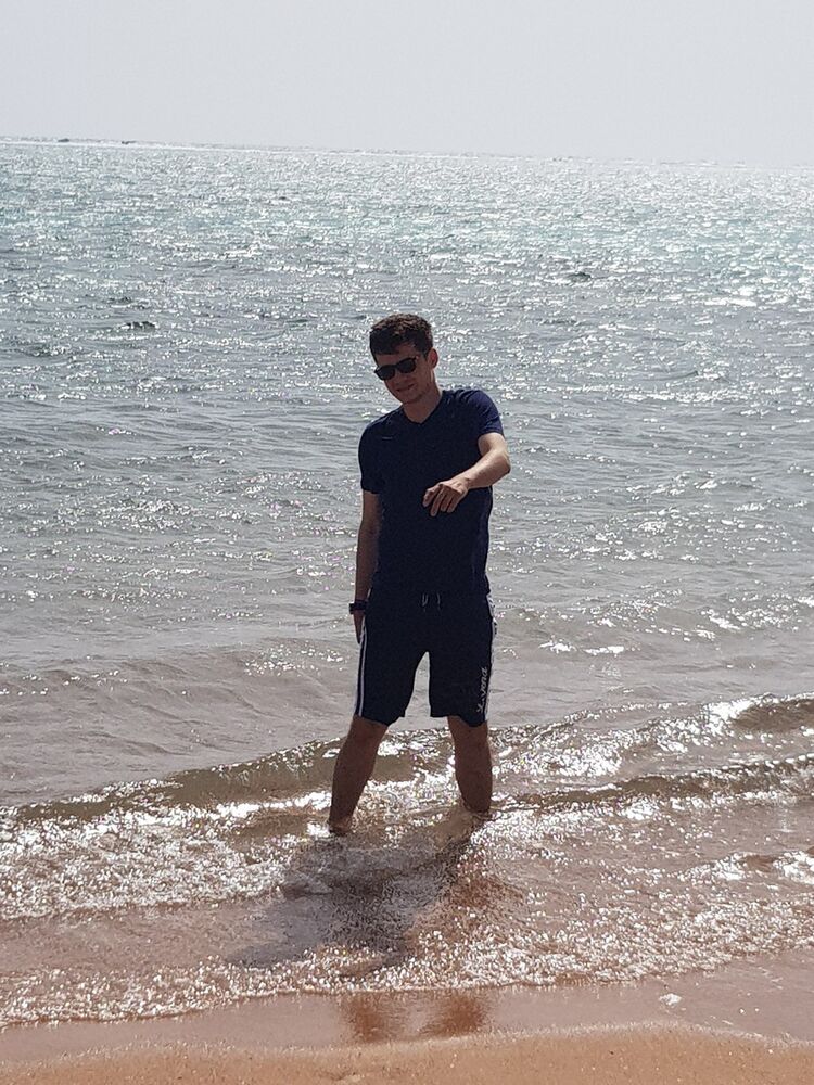  14063304  , 33 ,    
