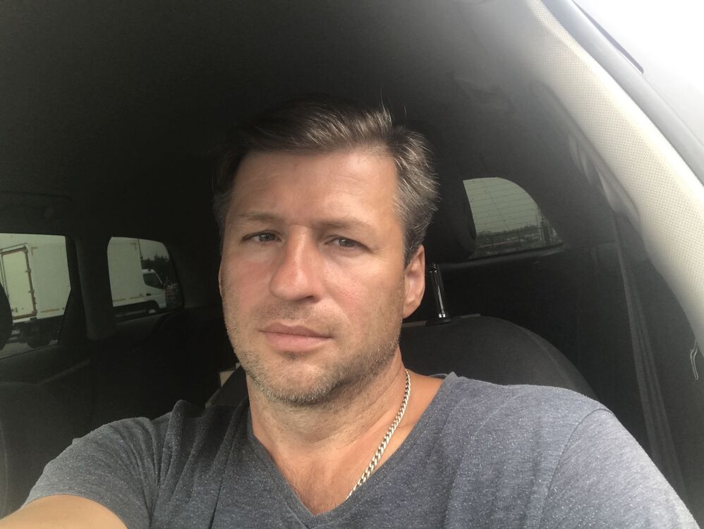  37107334  , 49 ,    -