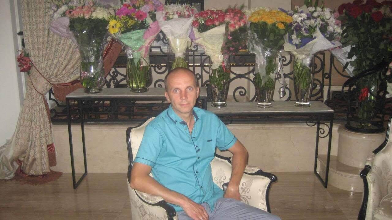  40834384  , 44 ,    
