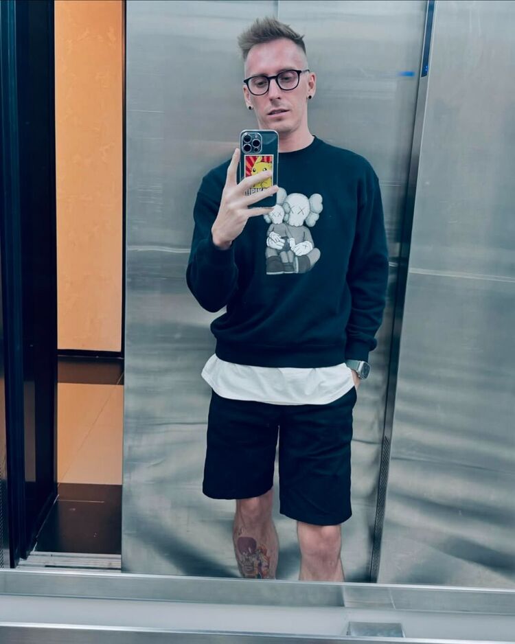  49160904  , 31 ,    