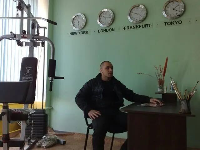  42852724  , 40 ,    