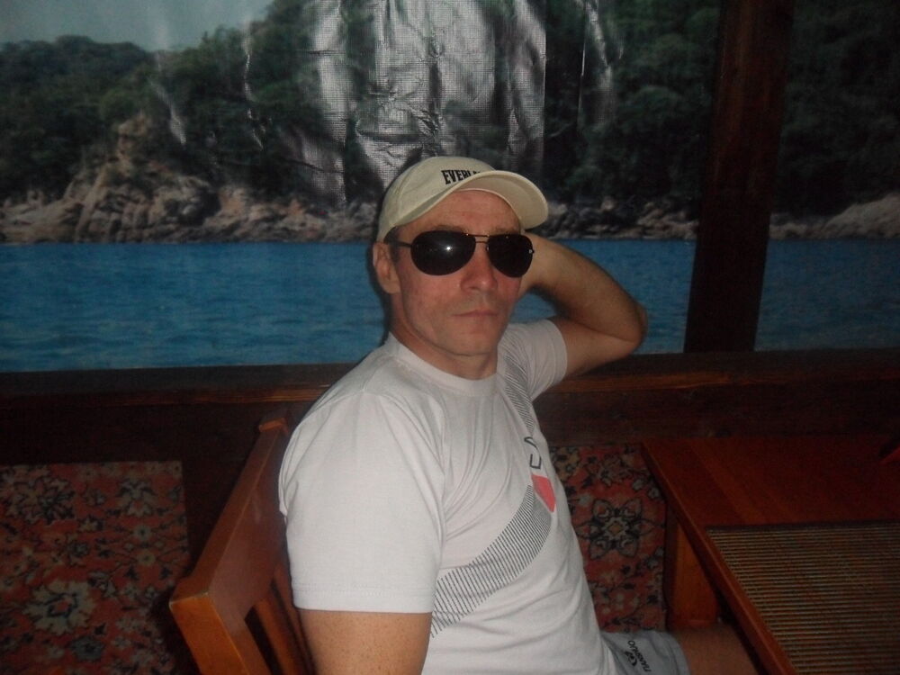  11052044  Sasha, 55 ,    