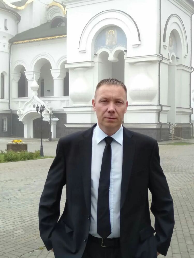  29242514  Pavel, 48 ,    