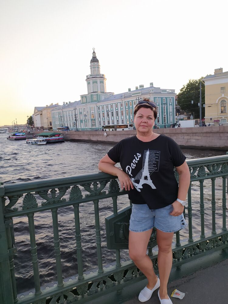  -,   , 52 ,  