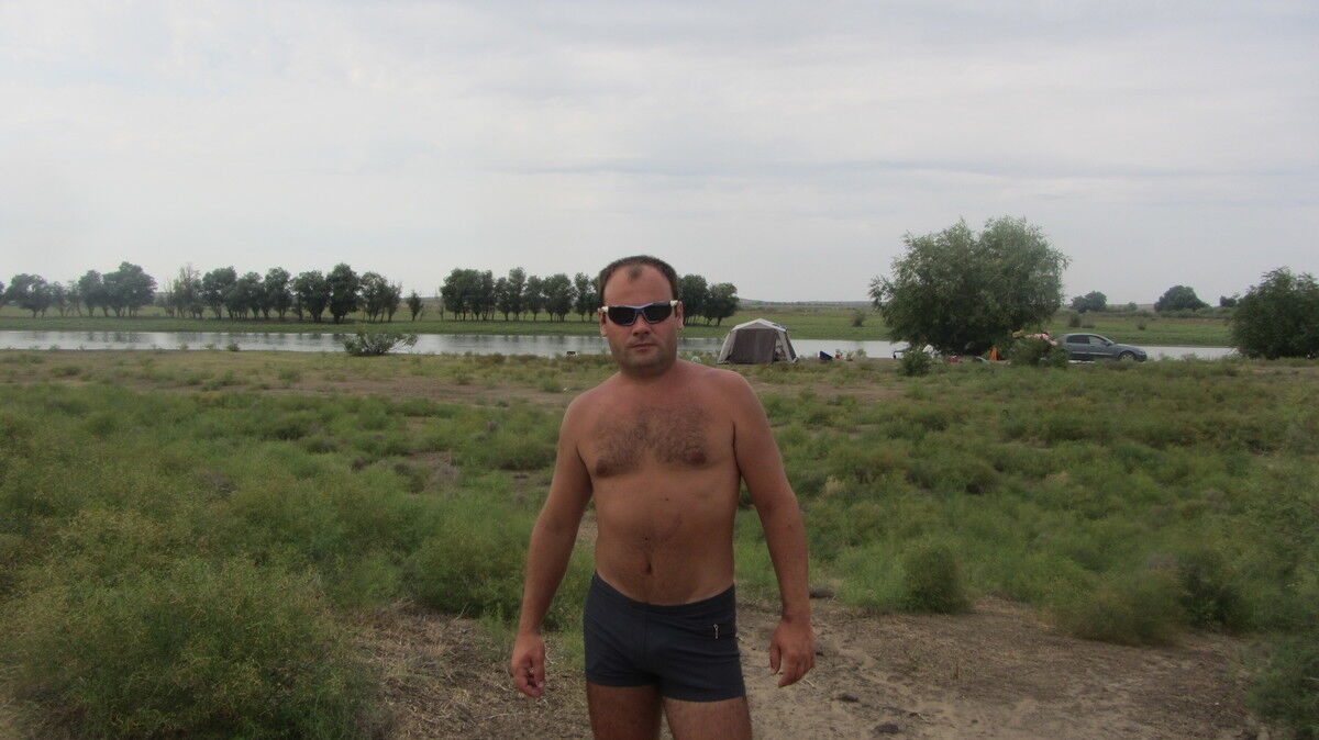  4833984  , 46 ,    
