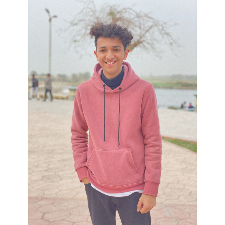  29357444  Ahmed Mosa, 21 ,    