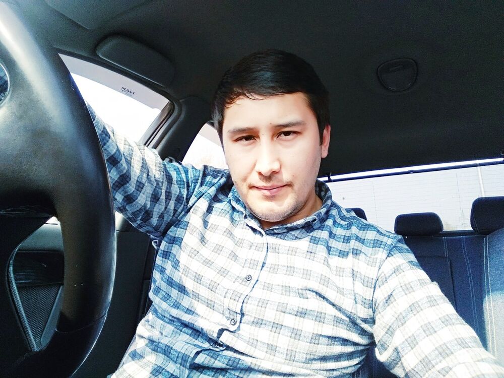  19324234  Muxiddin, 37 ,    