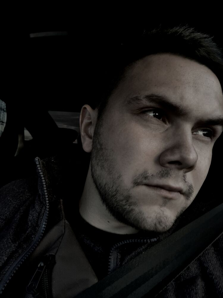  ,   Vitaly, 28 ,   ,   