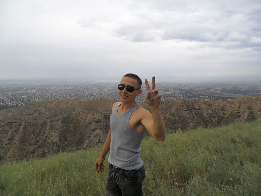  ,   Bazel, 33 ,   ,   , c , 
