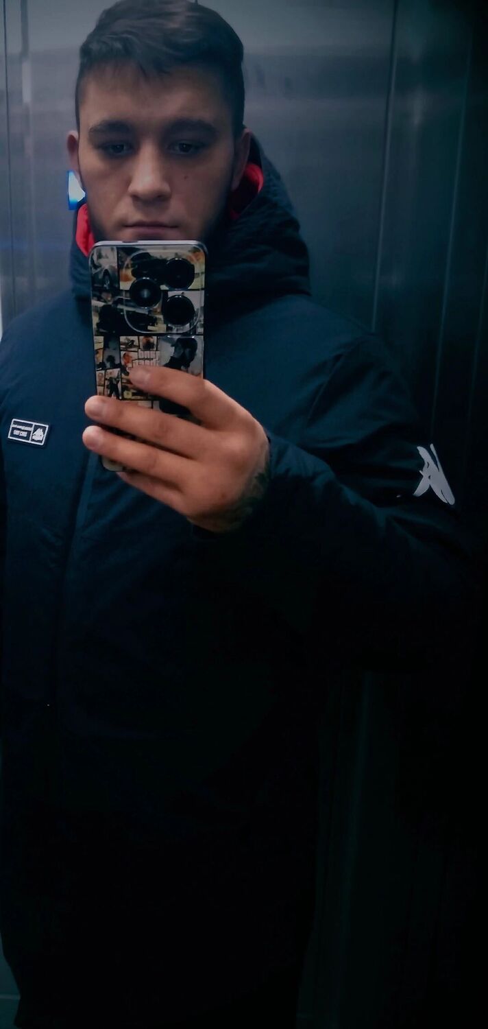  ,   BORZ, 27 ,     