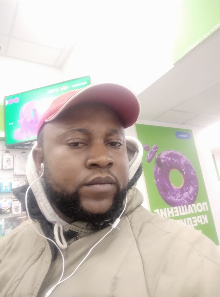  24231934  Marco, 39 ,    