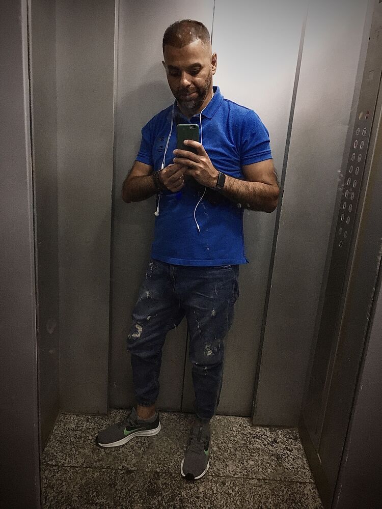  27868974  Ramin, 42 ,    