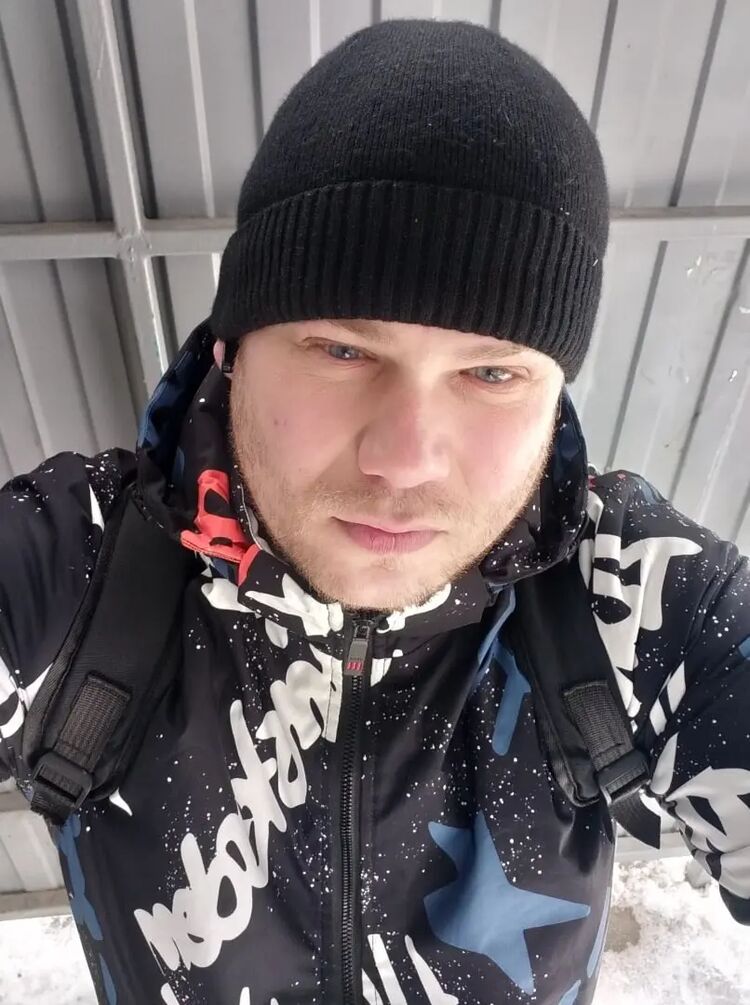  36694644  Nikolay, 33 ,     