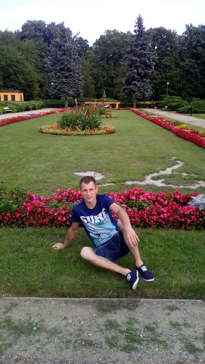  8001944  Aleksandr, 33 ,    -