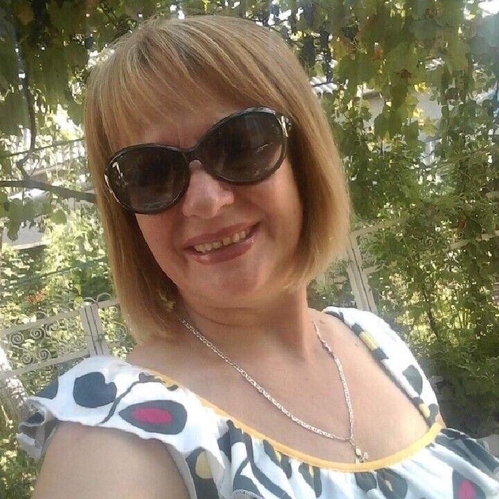  21532704  Lidia, 64 ,    