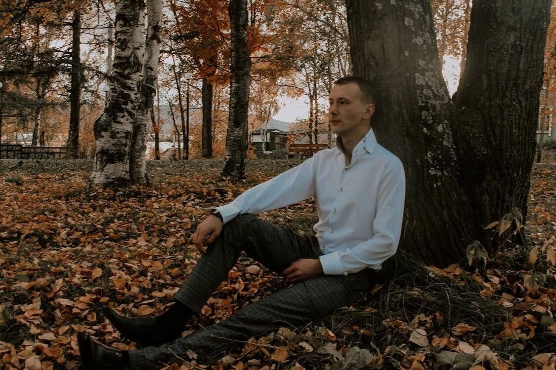  53349004  , 32 ,    -