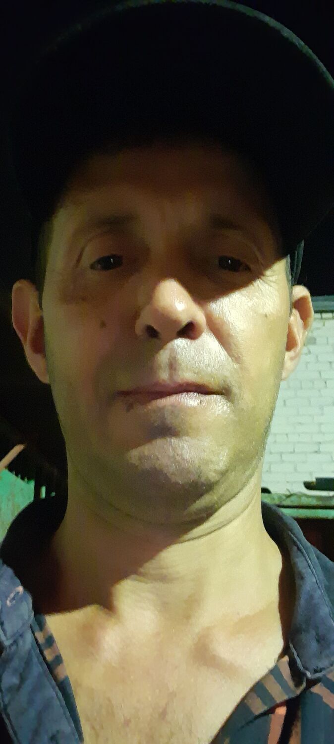  ,   Andrey, 49 ,   c 
