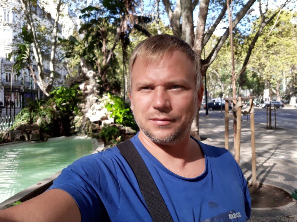  Madrid,   , 45 ,   