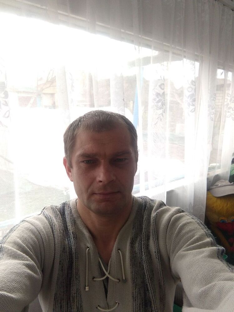  22806854  , 44 ,    