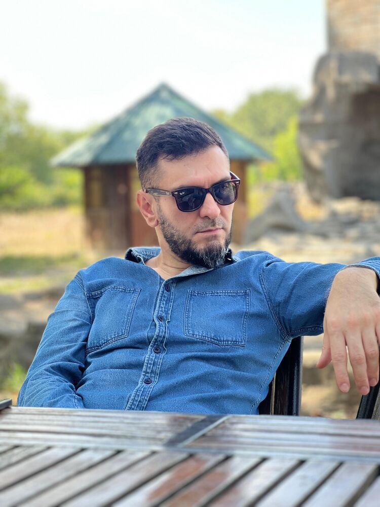 ���� 53365734 ������� Abubakar, 39 ���, ���� ���������� � Praha