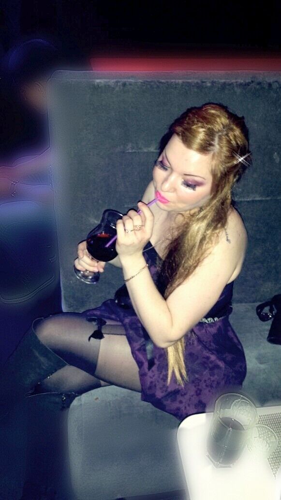  ,   Lina, 32 ,   
