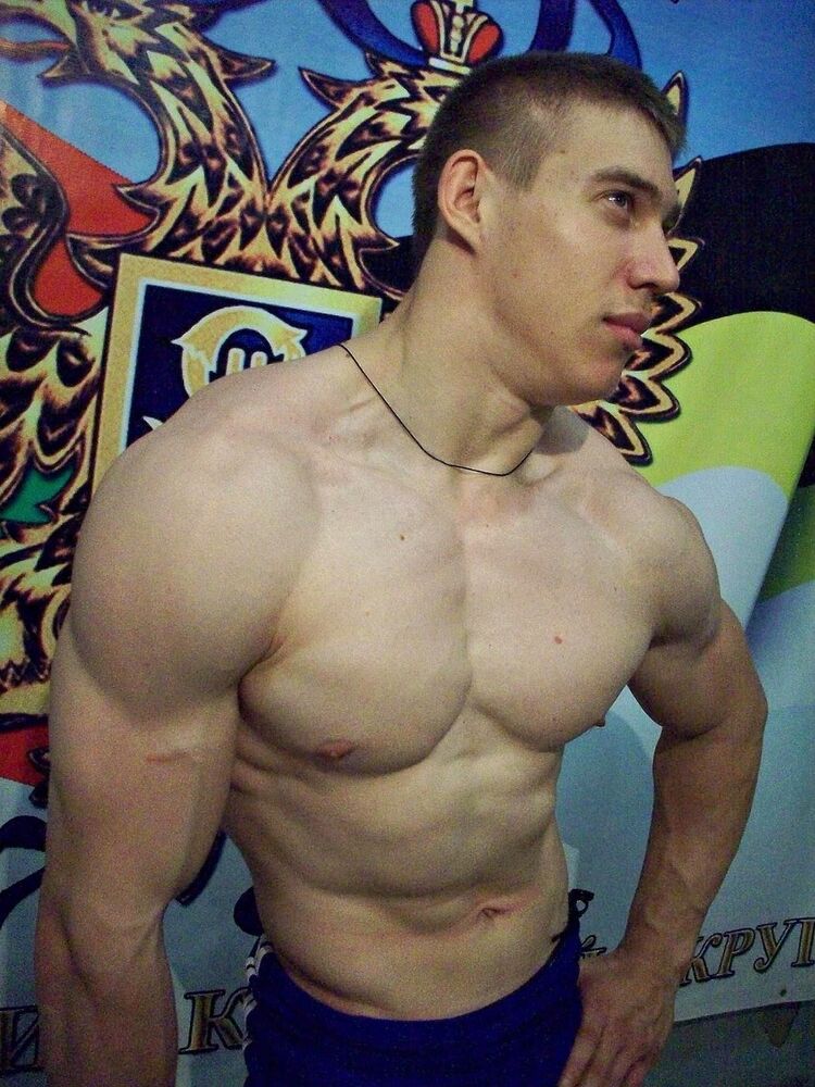  9877534  Denis, 33 ,    